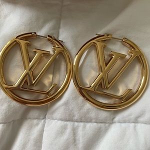 Authentic Louis Vuitton Louise Hoop GM Earrings